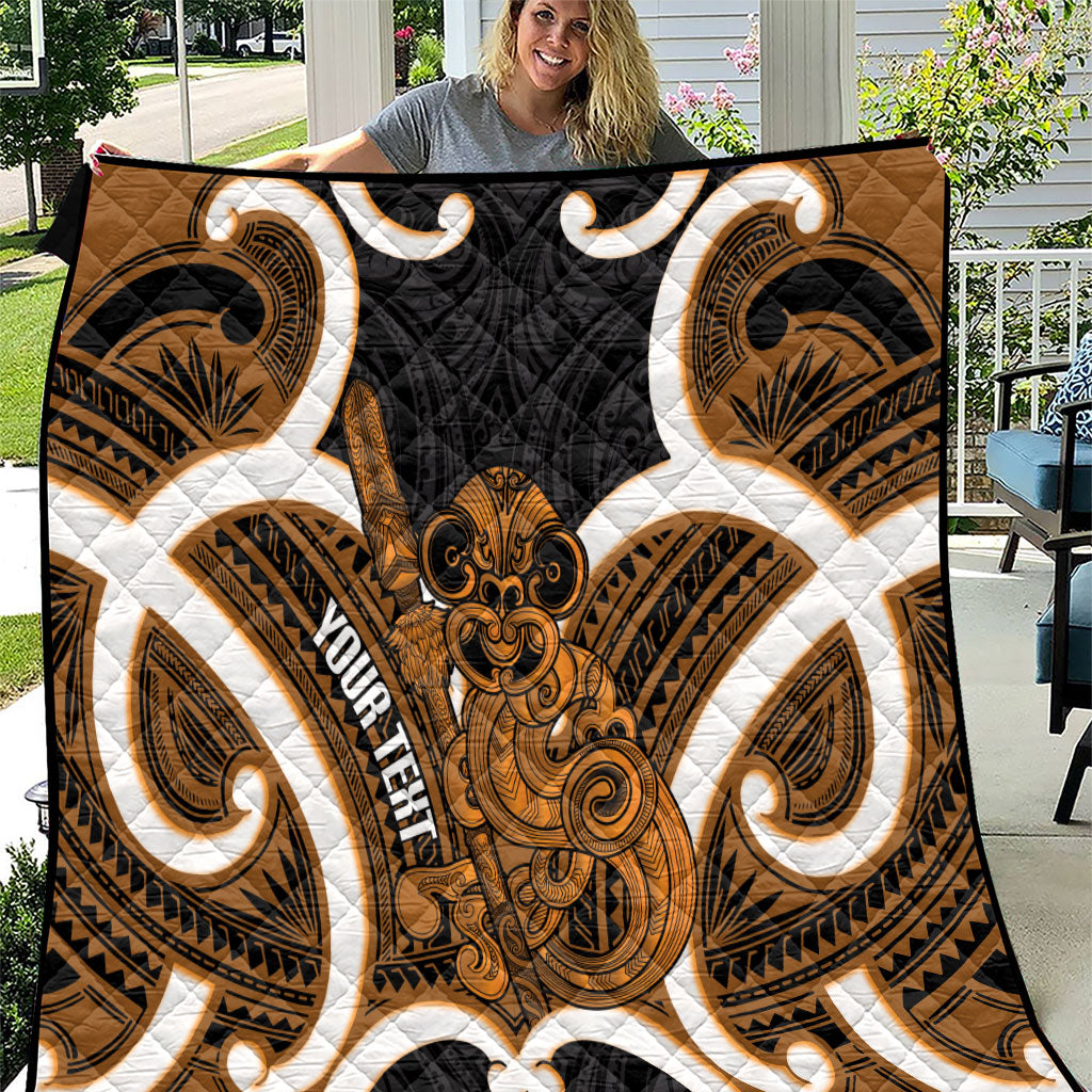Karaka Aotearoa Atua Tumatauenga Personalised Quilt Maori God Of War Tiki With Taiaha LT14 Orange - Polynesian Pride