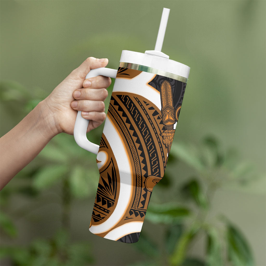 Karaka Aotearoa Atua Tumatauenga Tumbler With Handle Maori God Of War Tiki With Taiaha LT14 - Polynesian Pride