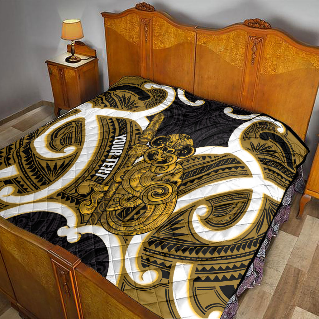 Kowhai Aotearoa Atua Tumatauenga Personalised Quilt Maori God Of War Tiki With Taiaha LT14 - Polynesian Pride