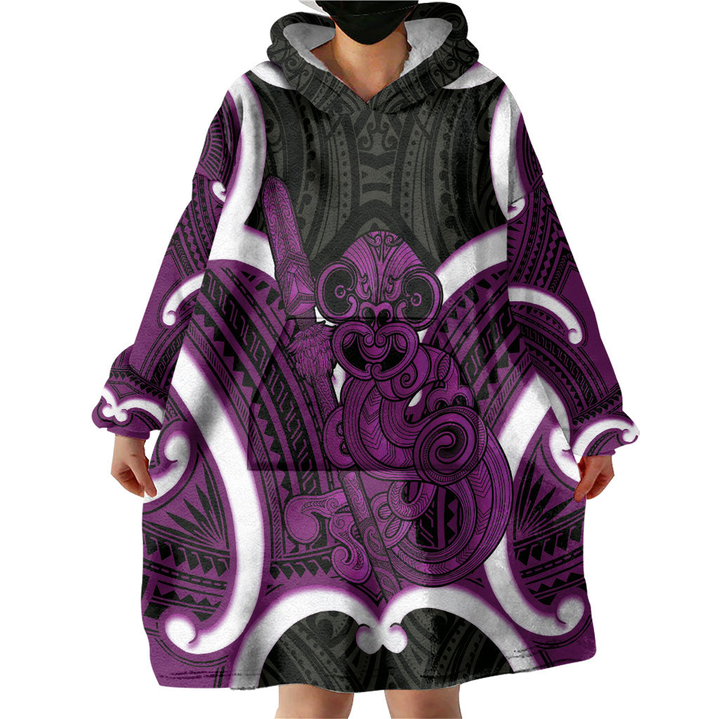 Waiporoporo Aotearoa Atua Tumatauenga Personalised Wearable Blanket Hoodie Maori God Of War Tiki With Taiaha LT14 - Polynesian Pride