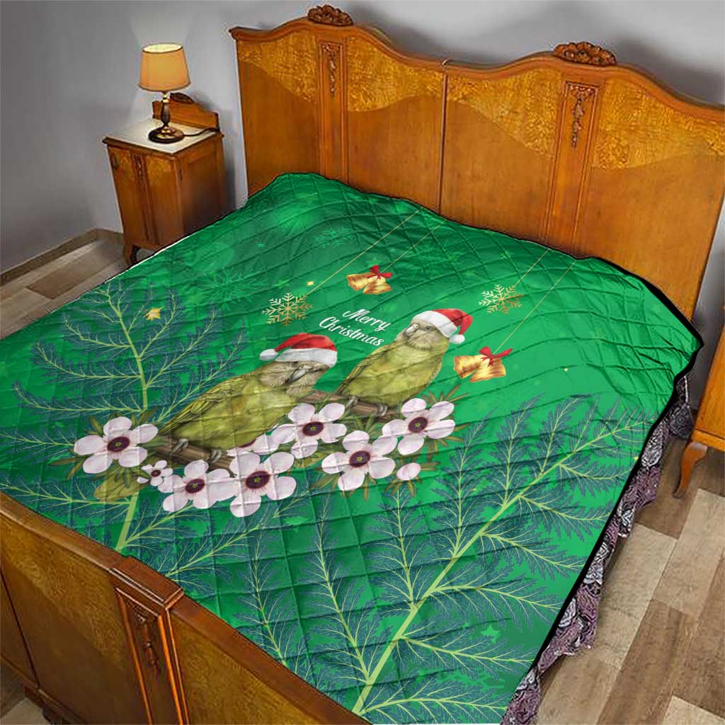New Zealand Kakapo Christmas Quilt Owl Parrot Santa Sliver Fern Manuka - Green - Polynesian Pride