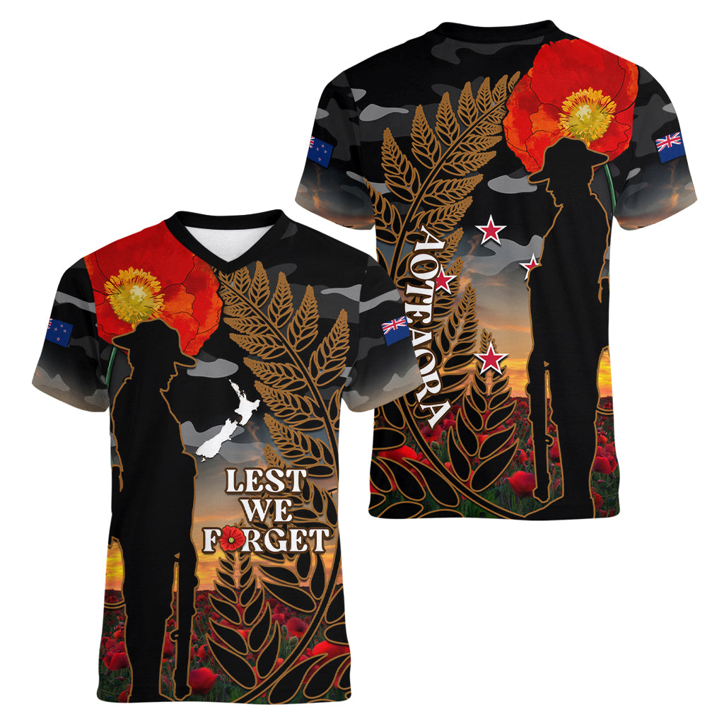 New Zealand ANZAC Day Women V Neck T Shirt Lest We Forget Silver Fern With Camouflage LT14 - Polynesian Pride