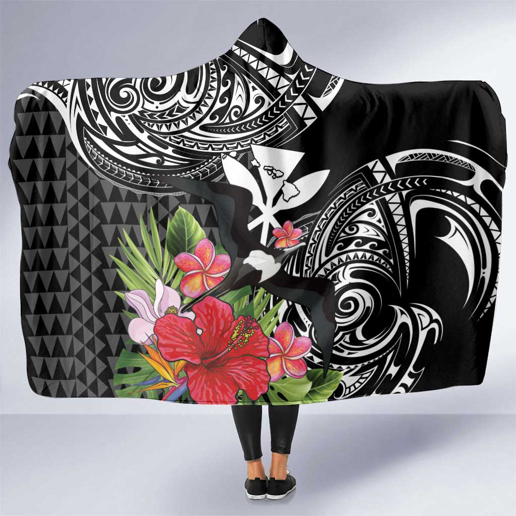 Hawaii Iwa Bird Hooded Blanket Great Frigatebird Kanaka Tropical Flowers LT14 One Size Black - Polynesian Pride