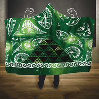 Matariki New Zealand Hooded Blanket NZ Niho Taniwha Maori New Year Green Galaxy LT14 - Polynesian Pride