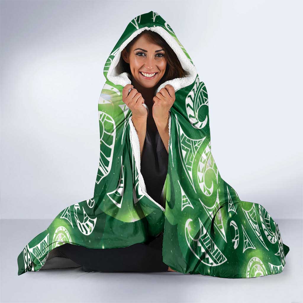 Matariki New Zealand Hooded Blanket NZ Niho Taniwha Maori New Year Green Galaxy LT14 - Polynesian Pride