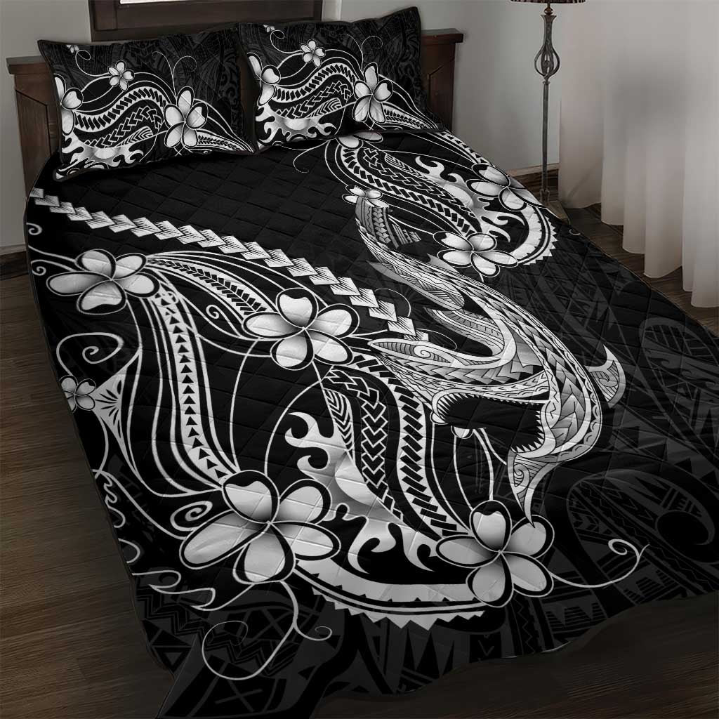 Black Aloha Hawaii Quilt Bed Set Polynesian Shark Tattoo With Plumeria - Polynesian Pride
