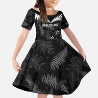 Custom New Zealand Silver Fern Football Kid Short Sleeve Dress Go Aotearoa Grunge Black - Polynesian Pride