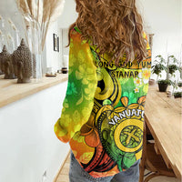 Halo Vanuatu Women Casual Shirt Sand Drawing Turtle Polynesian Tropical Flowers LT14 - Polynesian Pride