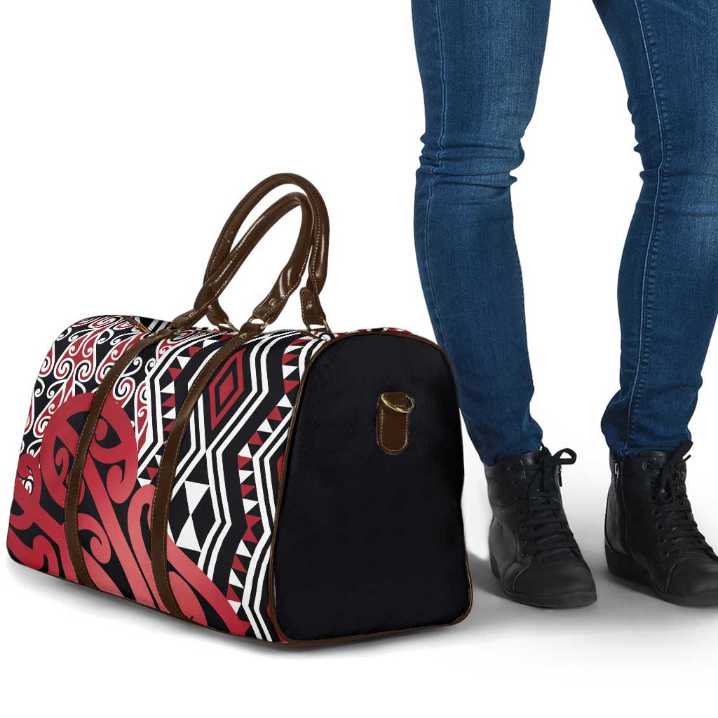 New Zealand Travel Bag Aotearoa Kowhaiwhai Mix Taniko Art - Red - Polynesian Pride