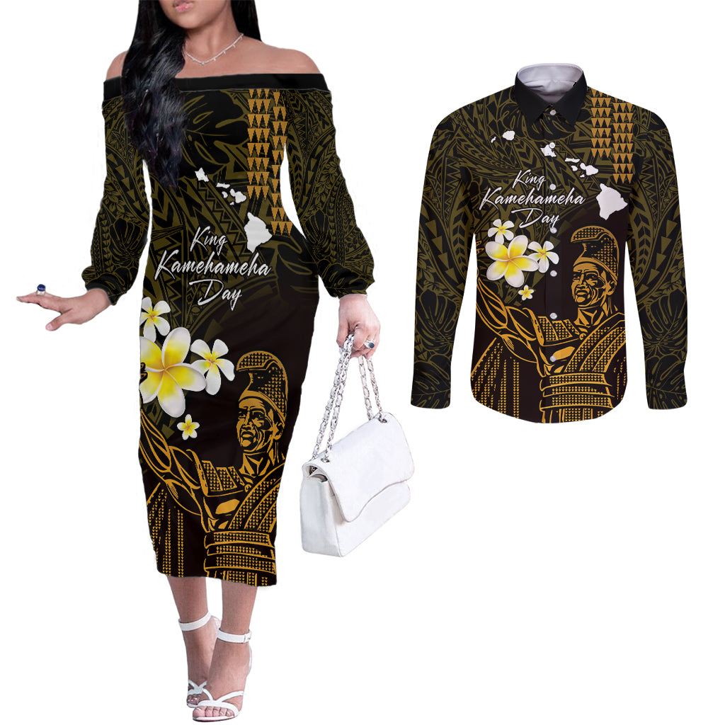 Personalised Hawaii King Kamehameha Day Couples Matching Off The Shoulder Long Sleeve Dress and Long Sleeve Button Shirt Plumeria With Kakau Pattern - Gold