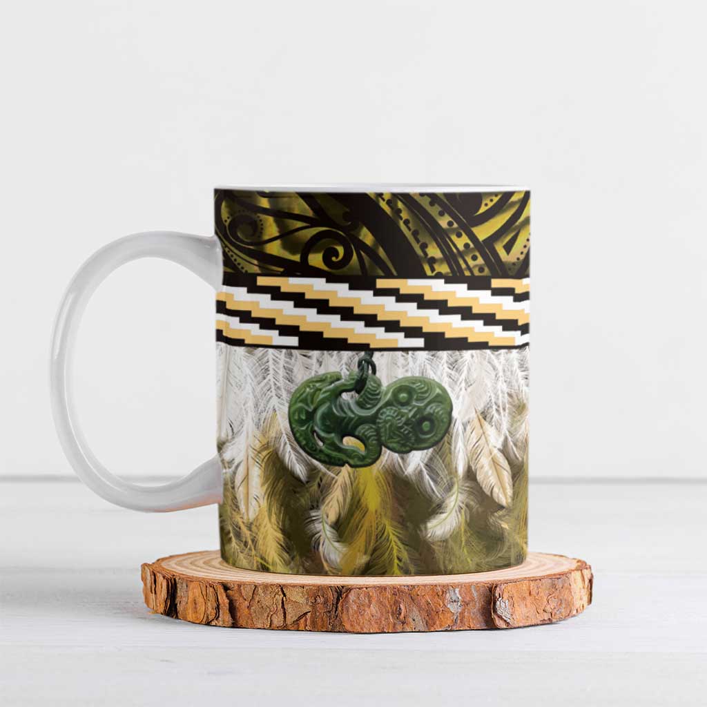 Yellow Traditional Cloak Aotearoa Ceramic Mug Maori Paua Shell Korowai Pattern - Polynesian Pride