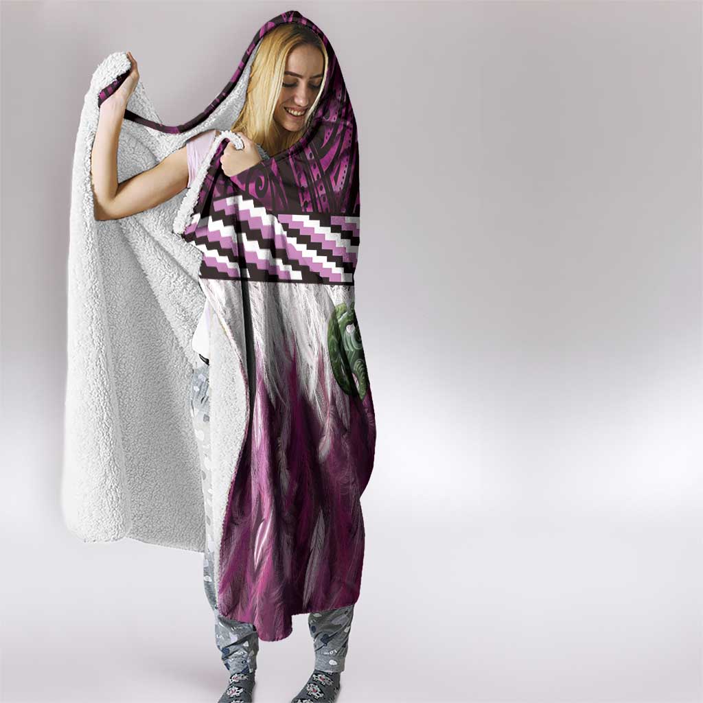Pink Traditional Cloak Aotearoa Hooded Blanket Maori Paua Shell Korowai Pattern