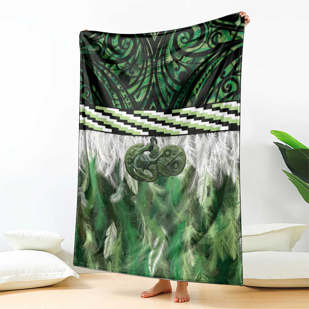 Green Traditional Cloak Aotearoa Blanket Maori Paua Shell Korowai Pattern LT14 - Polynesian Pride