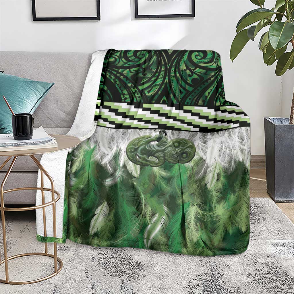 Green Traditional Cloak Aotearoa Blanket Maori Paua Shell Korowai Pattern LT14 - Polynesian Pride