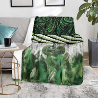 Green Traditional Cloak Aotearoa Blanket Maori Paua Shell Korowai Pattern LT14 - Polynesian Pride