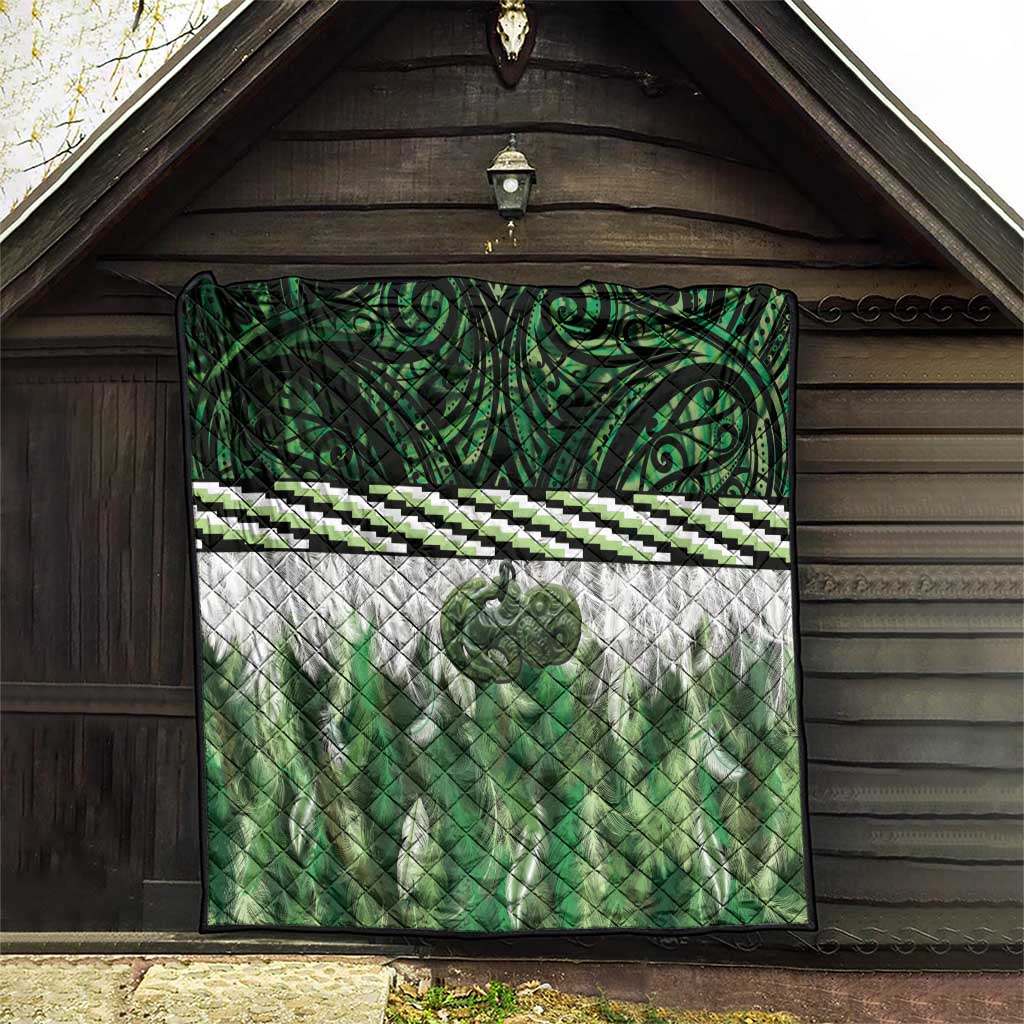 Green Traditional Cloak Aotearoa Quilt Maori Paua Shell Korowai Pattern
