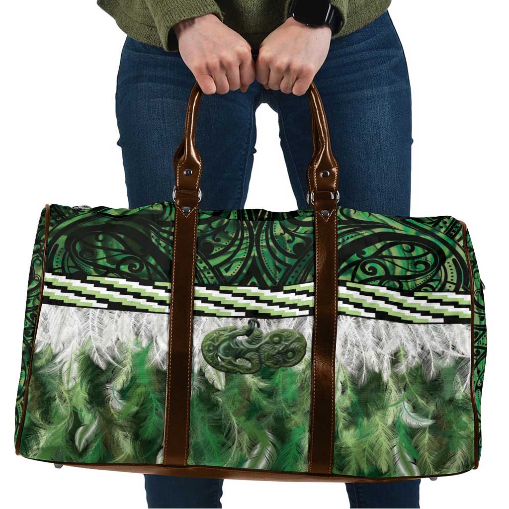 Green Traditional Cloak Aotearoa Travel Bag Maori Paua Shell Korowai Pattern - Polynesian Pride