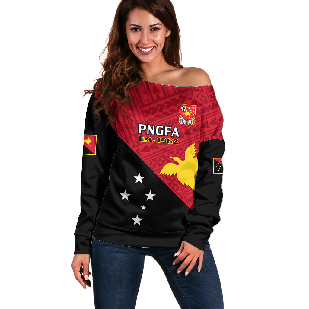 Personalised Papua New Guinea Football Off Shoulder Sweater Go PNG Polynesian Pattern Sporty Style LT14 Women Red - Polynesian Pride