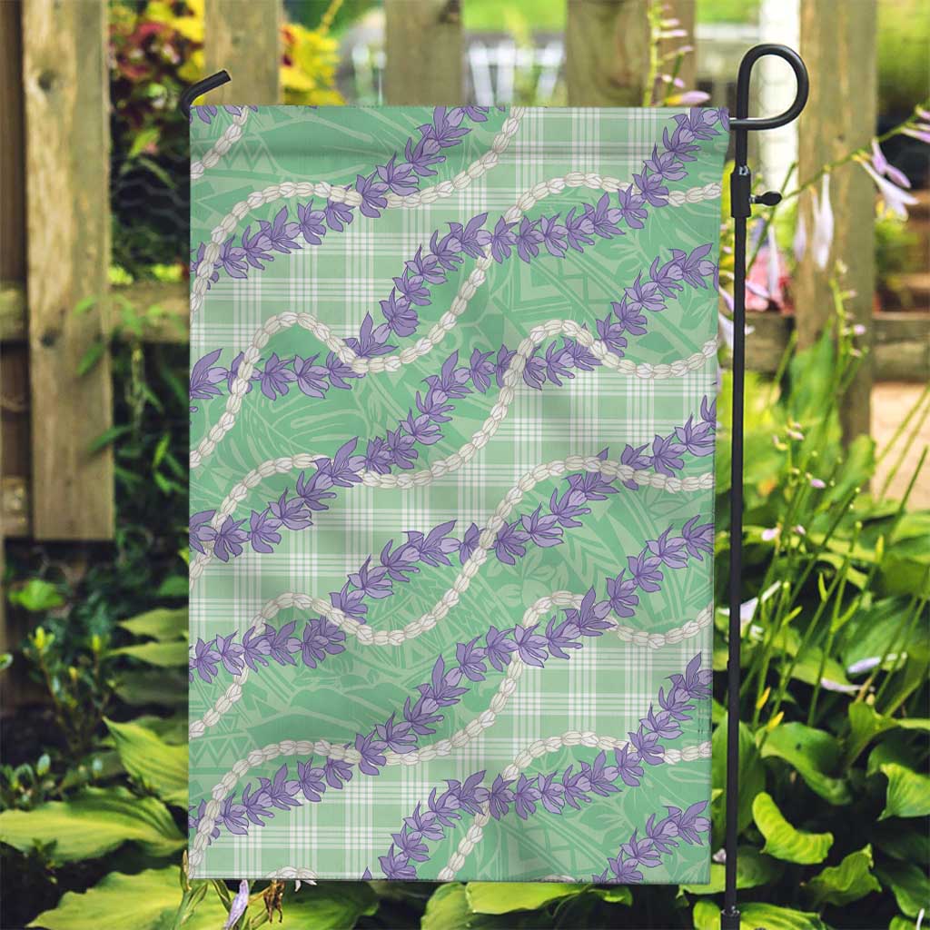 Pastel Green Hawaii Palaka Honohono Pikake Garden Flag Hawaiian Orchid Lei Polynesian Pattern - Polynesian Pride