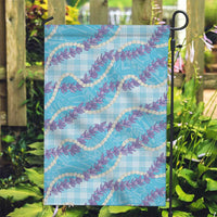 Blue Hawaii Palaka Honohono Pikake Garden Flag Hawaiian Orchid Lei Polynesian Pattern - Polynesian Pride