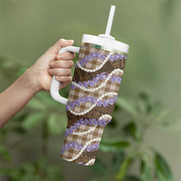 Brown Hawaii Palaka Honohono Pikake Tumbler With Handle Hawaiian Orchid Lei Polynesian Pattern - Polynesian Pride