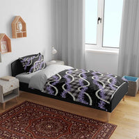 Black Hawaii Palaka Honohono Pikake Bedding Set Hawaiian Orchid Lei Polynesian Pattern - Polynesian Pride