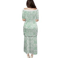 Pastel Green Kahili Quilt Hawaii Puletasi Tropical Flower Seamless Half Style