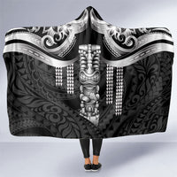 Tiki Drum Hawaii Hooded Blanket Hawaiian Kakau Tattoo Style LT14 One Size Black - Polynesian Pride
