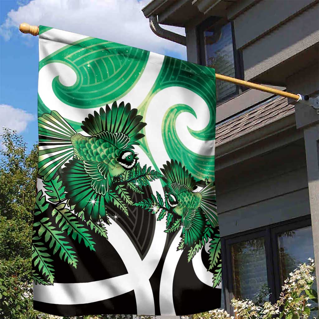 Piwakawaka New Zealand Matariki Garden Flag Maori New Year Silver Fern Green Galaxy