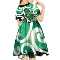 Piwakawaka New Zealand Matariki Kid Short Sleeve Dress Maori New Year Silver Fern Green Galaxy
