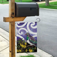 Kekeru New Zealand Matariki Garden Flag Kukupa Kowhai Maori New Year Purple Version