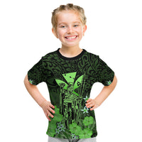 Personalised King Kamehameha Day Hawaii Kid T Shirt Polynesia Tribal Kanaka And Hibiscus Green LT14 Green - Polynesian Pride