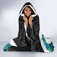 Personalised Valentine's Day New Zealand Hooded Blanket Tui Bird Couple Kowhaiwhai Mix Pohutukawa