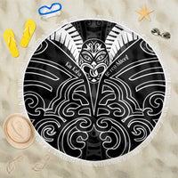 Kia Kaha Te Reo Maori Beach Blanket Aotearoa Hei Tiki With Hongi LT14 One Size 150cm Black - Polynesian Pride