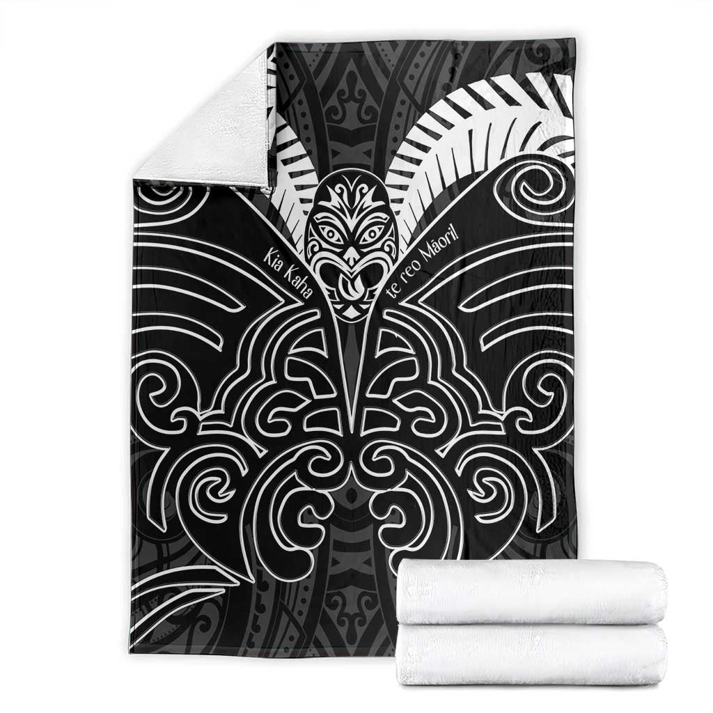 Kia Kaha Te Reo Maori Blanket Aotearoa Hei Tiki With Hongi LT14 - Polynesian Pride