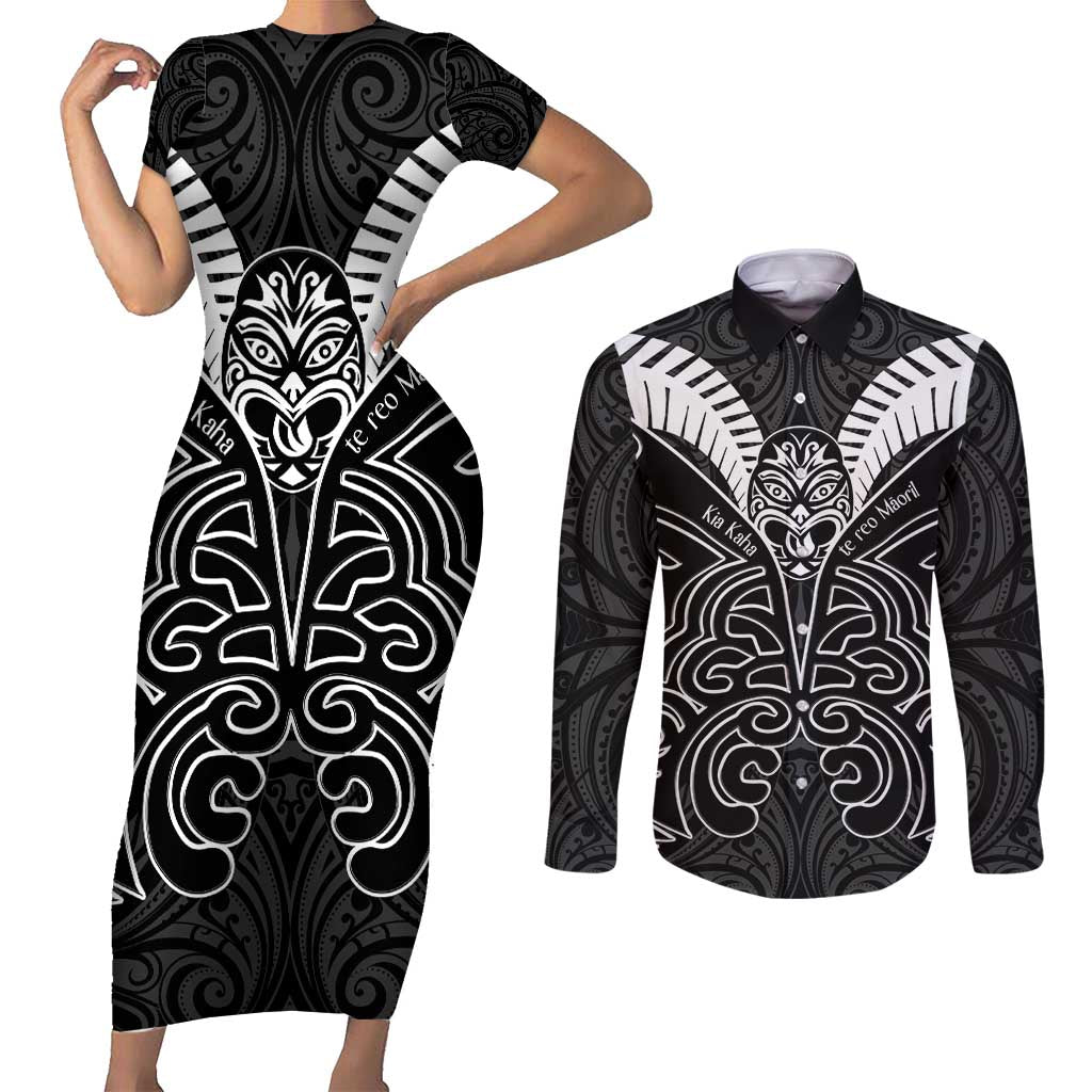 Kia Kaha Te Reo Maori Couples Matching Short Sleeve Bodycon Dress and Long Sleeve Button Shirt Aotearoa Hei Tiki With Hongi LT14 Black - Polynesian Pride