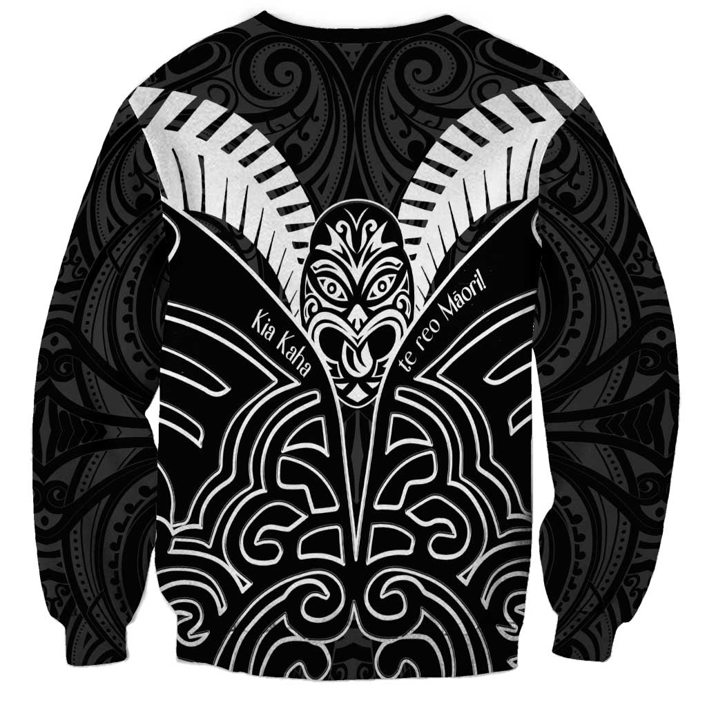 Kia Kaha Te Reo Maori Sweatshirt Aotearoa Hei Tiki With Hongi LT14 - Polynesian Pride