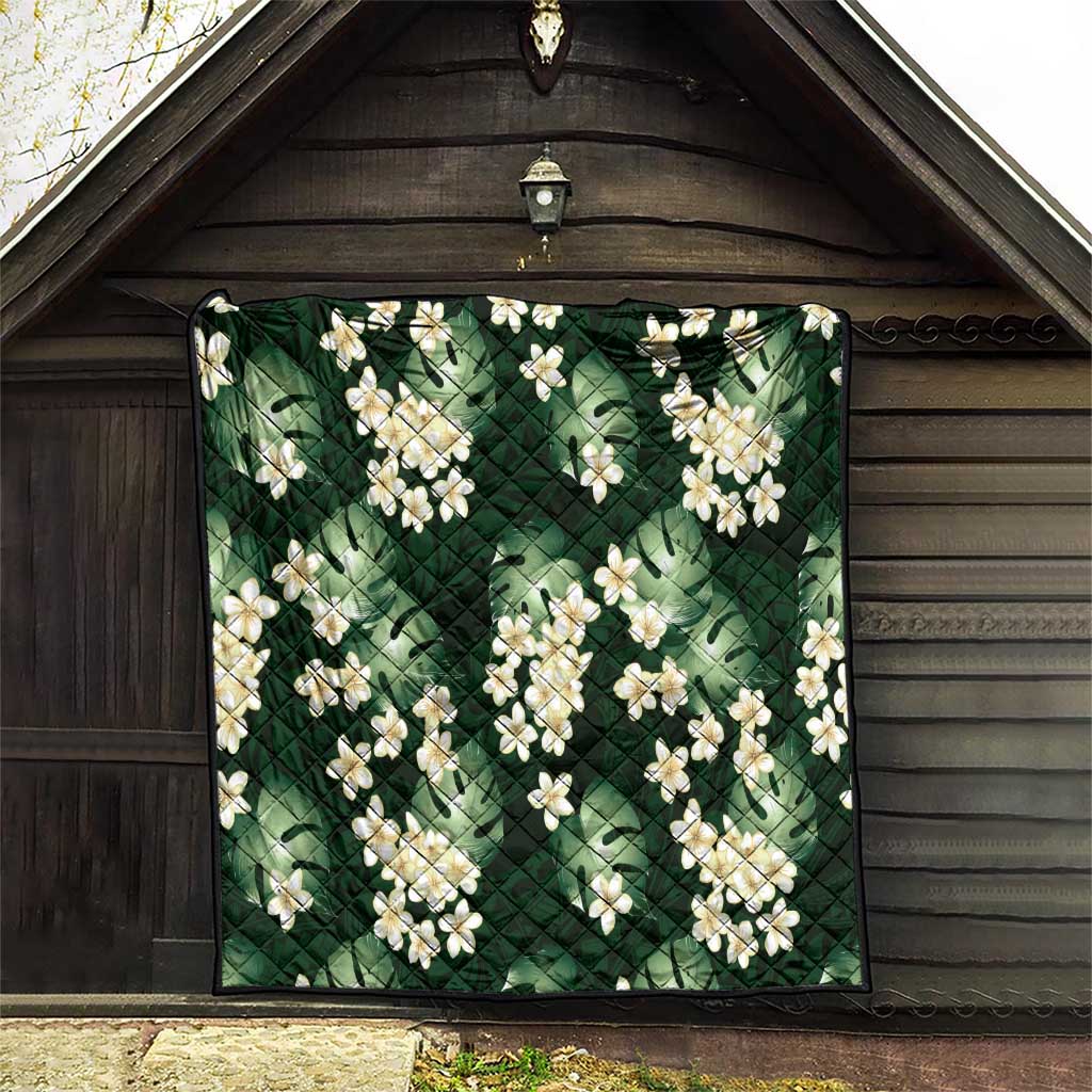 Green Tropical Hawaii Quilt Seamless Monstera Plumeria Hawaiian Pattern - Polynesian Pride
