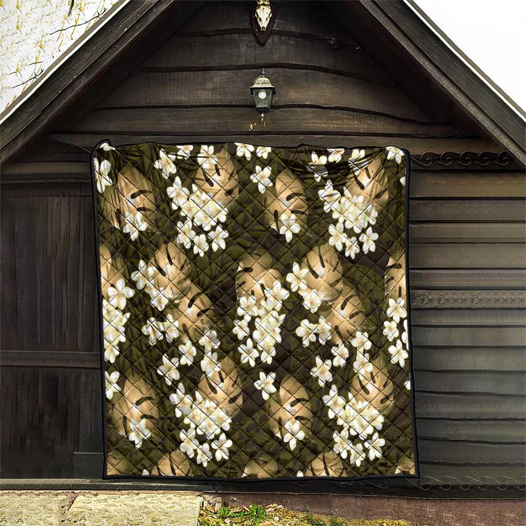 Gold Tropical Hawaii Quilt Seamless Monstera Plumeria Hawaiian Pattern - Polynesian Pride