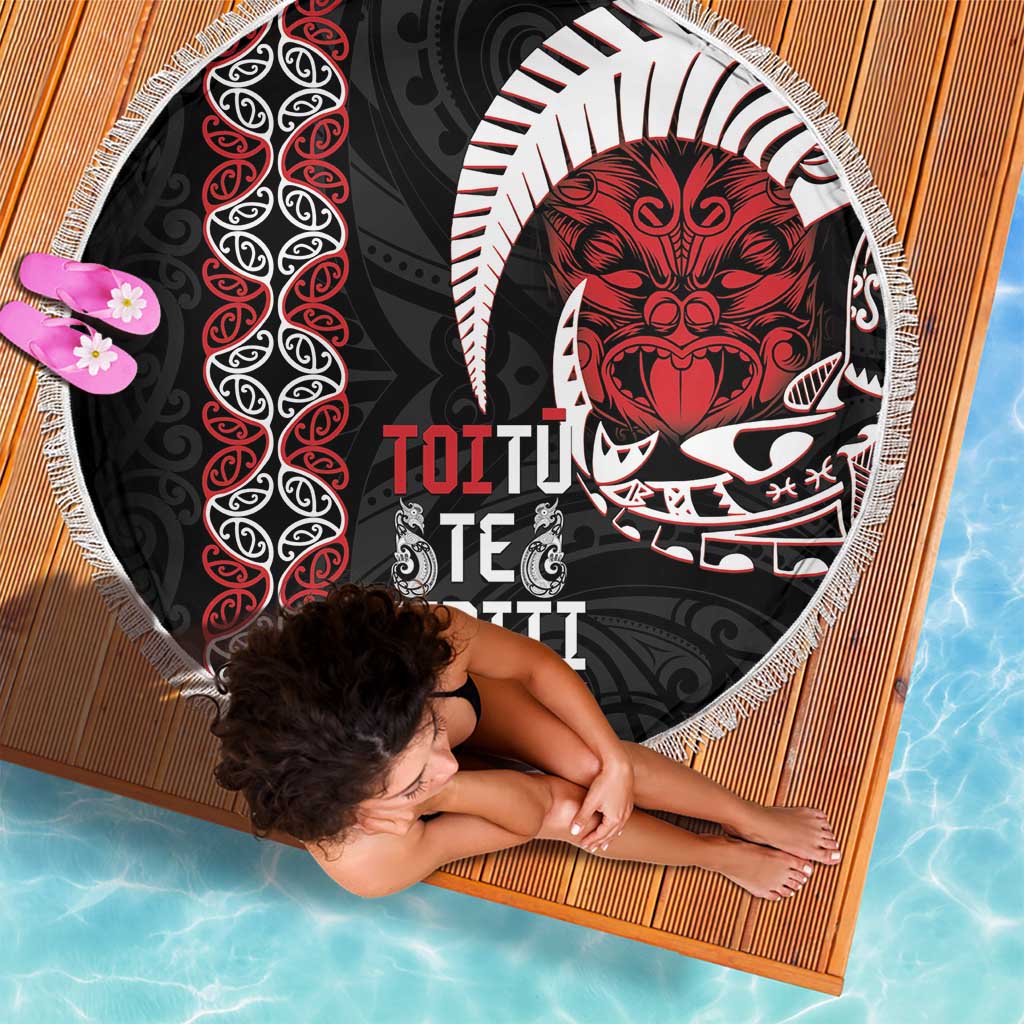 Aotearoa Toitu Te Tiriti Beach Blanket Honour The Treaty Maori Haka LT14 - Polynesian Pride