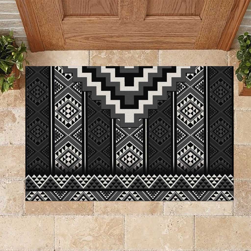 Black Taniko Aotearoa Rubber Doormat Niho Taniwha Mix Poutama LT14 Black - Polynesian Pride