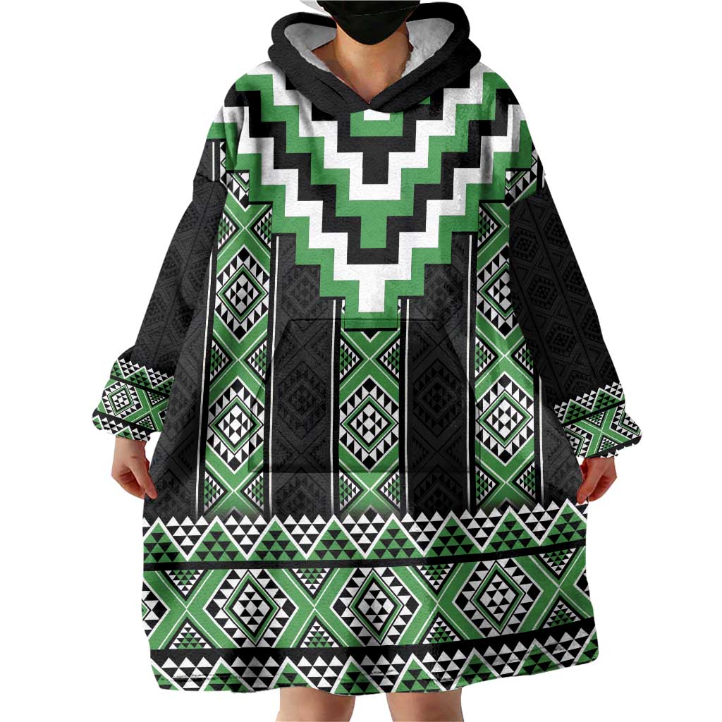 Green Taniko Pattern Aotearoa Wearable Blanket Hoodie Niho Taniwha Mix Poutama LT14 - Polynesian Pride