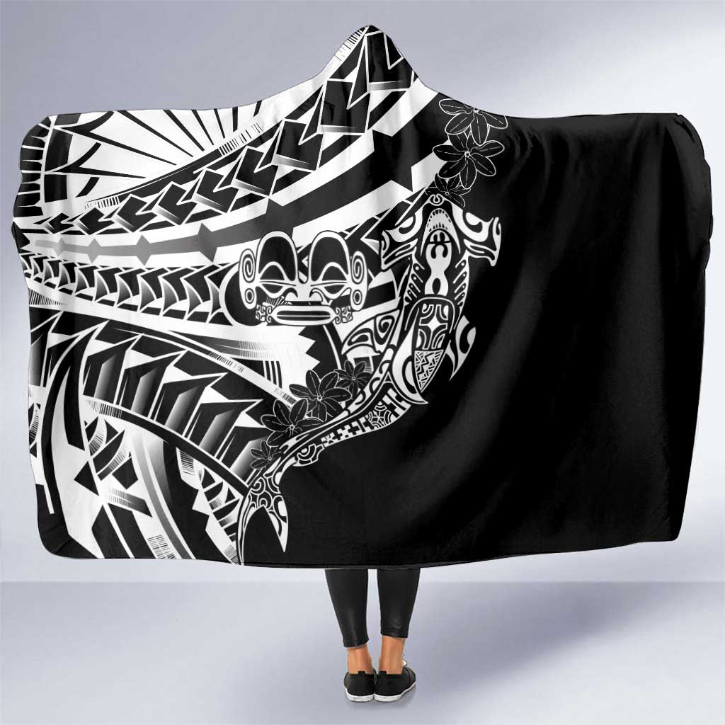 Black White Marquesas Islands Hooded Blanket Marquesan Matatiki Hammerhead Shark Patutiki - Polynesian Pride