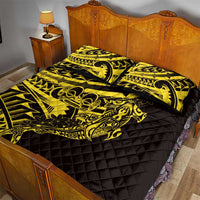 Yellow Marquesas Islands Quilt Bed Set Marquesan Matatiki Hammerhead Shark Patutiki - Polynesian Pride