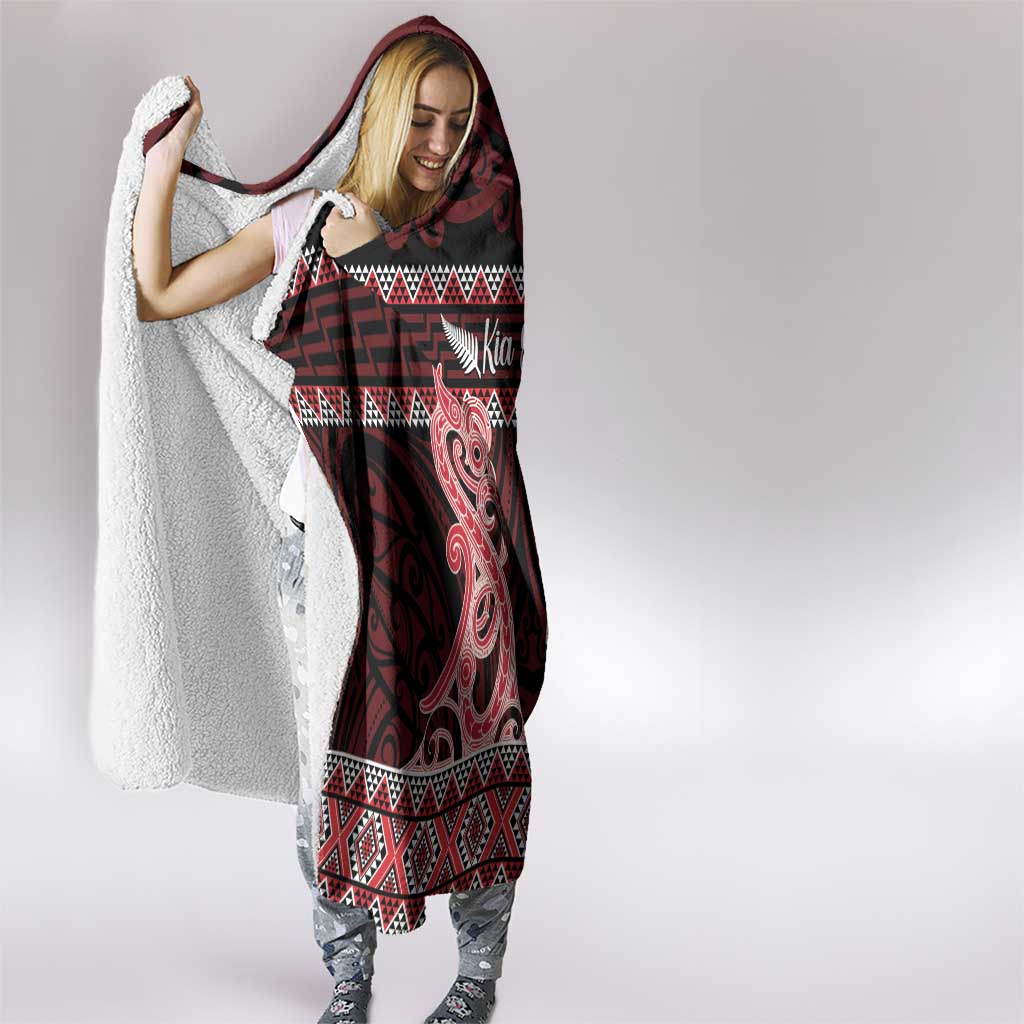 Kia Ora New Zealand Hooded Blanket Maori Language Week Whero Taniko Motif - Polynesian Pride