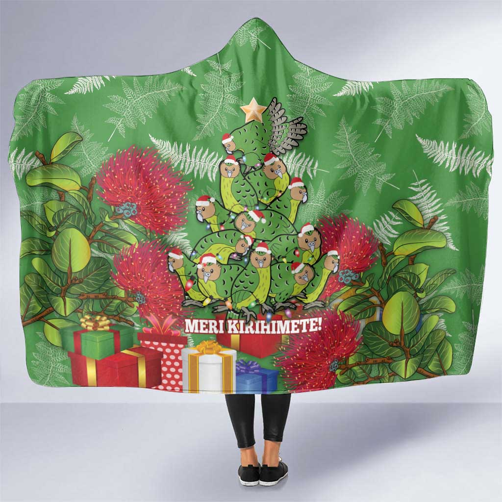 Kakapo New Zealand Christmas Hooded Blanket Meri Kirihimete Pohutukawa - Green Color