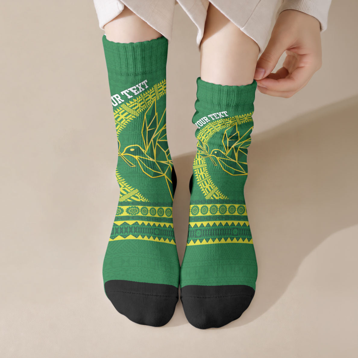 Fiji Tailevu Rugby Personalised Crew Socks Go Dove Nation Fijian Tapa LT14 Crew Socks Green - Polynesian Pride