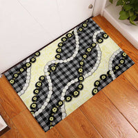 Black Palaka Hawaii Rubber Doormat Kukui Nut Pikake Lei Hawaiian Tapa Pattern LT14 - Polynesian Pride
