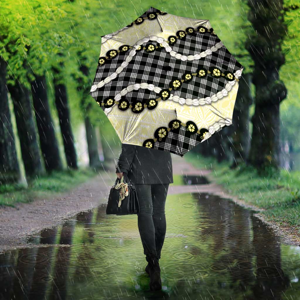 Black Palaka Hawaii Umbrella Kukui Nut Pikake Lei Hawaiian Tapa Pattern - Polynesian Pride