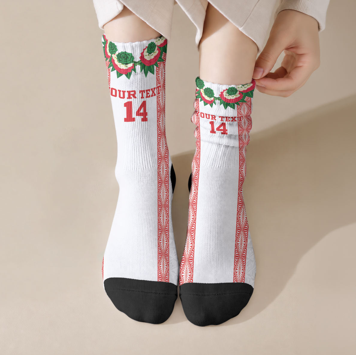 Mate Ma'a Tonga Rugby Custom Crew Socks Tongan Kahoa Lei Ngatu Pattern White LT14 Crew Socks White - Polynesian Pride